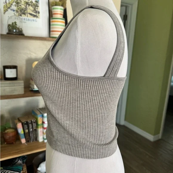 Free People Gray Ribbed Crop Tank Top - Picture 2 of 5